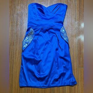 Blue strapless cocktail dress